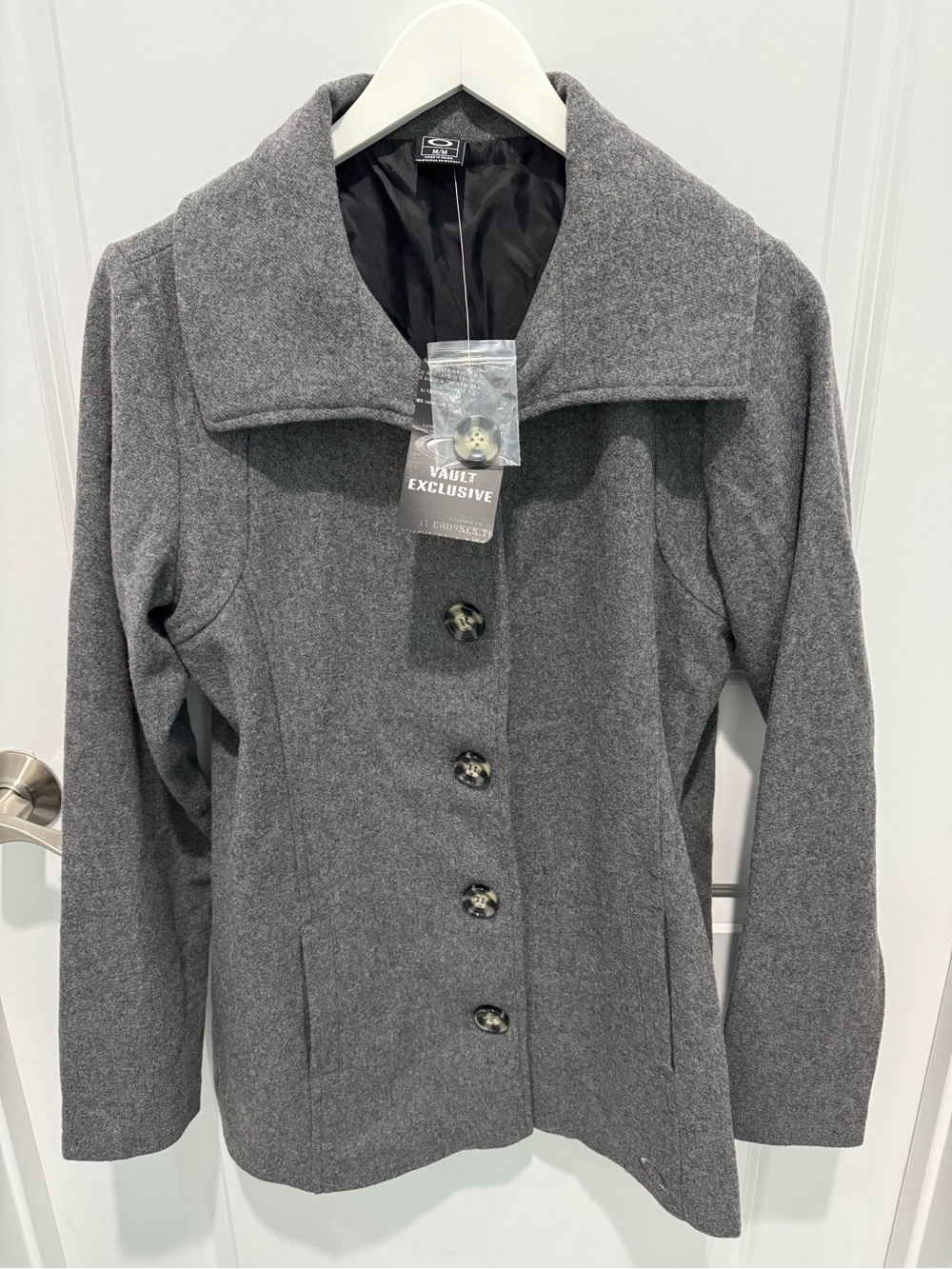 Oakley women’s Charcoal Grey wool blend peacoat New with Tags Size M